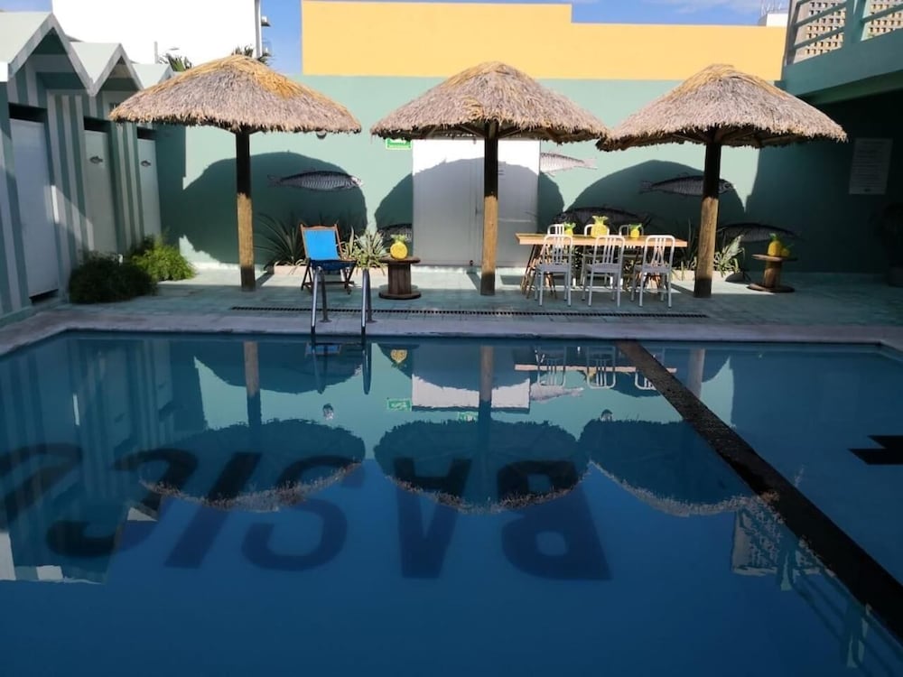 Mas Basico Hotel 4/54