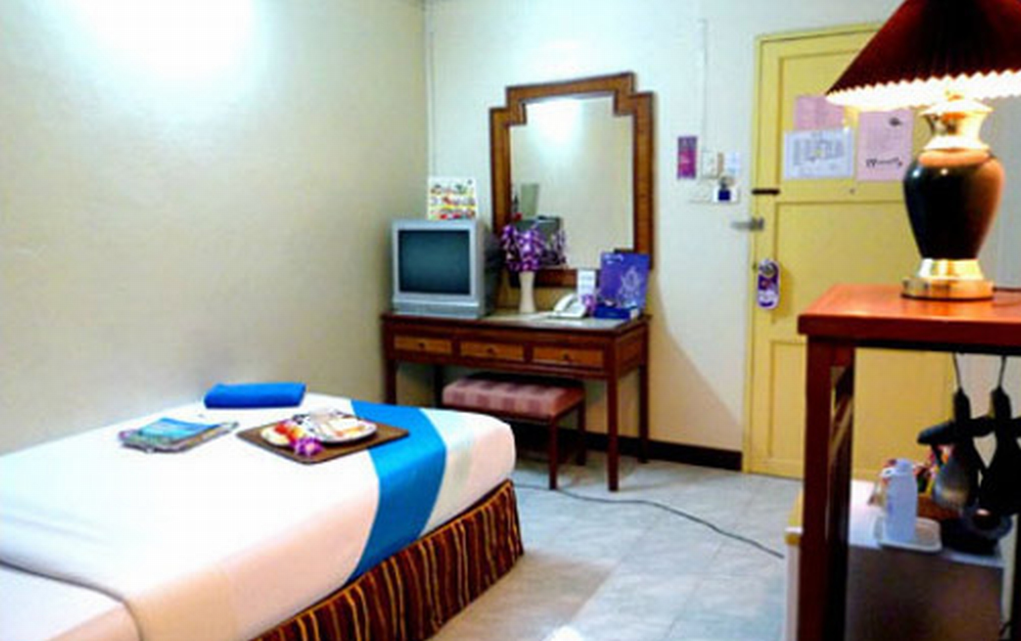 Sawasdee Khaosan Inn 24/40