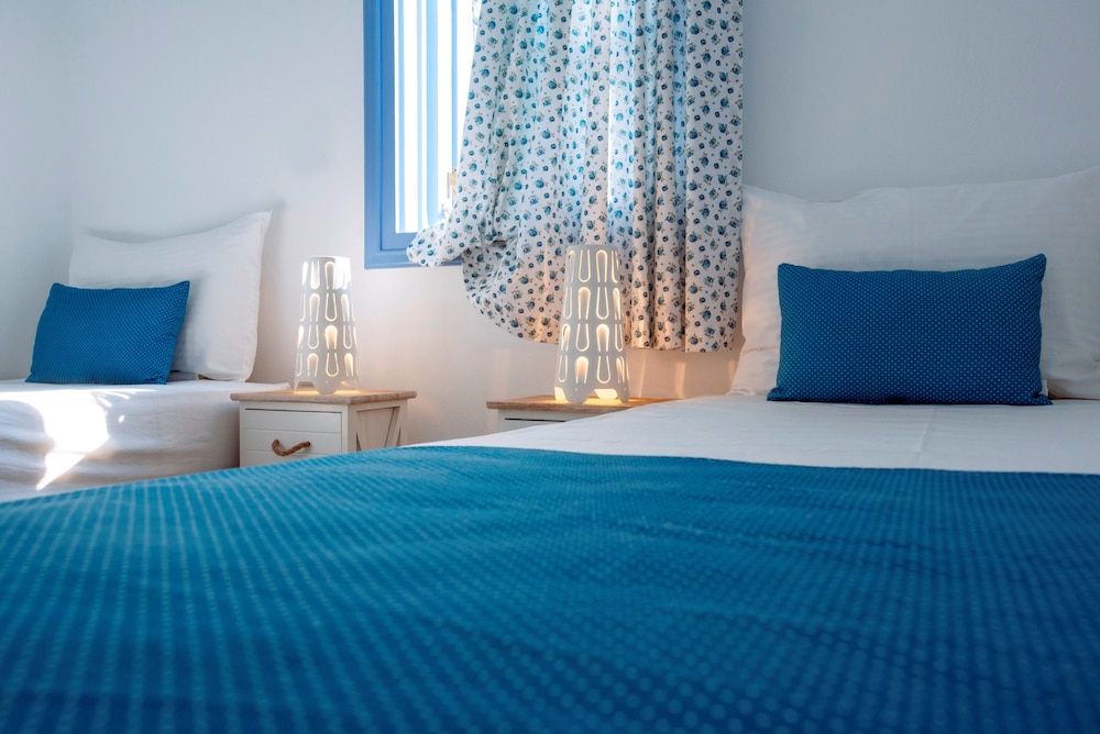 Vithos Aparthotel 7/72