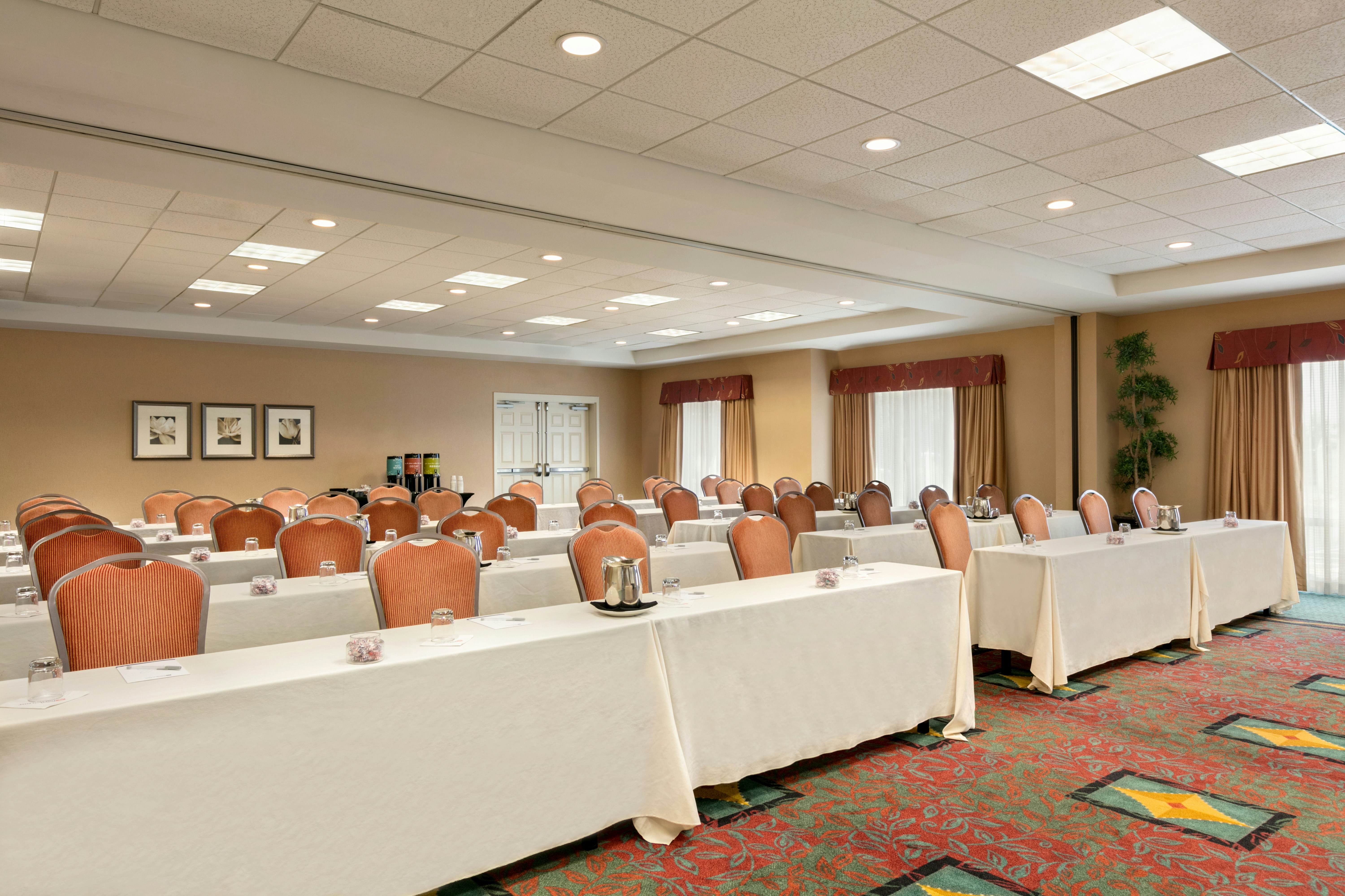 Hilton Garden Inn Fort Myers Airport/FGCU 32/36