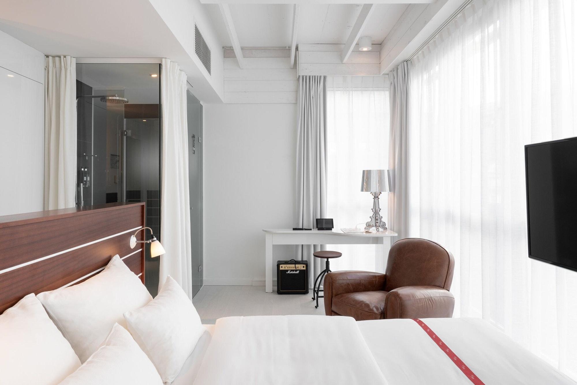 لوفت بسرير كوين بإطلالة على القناة، Ruby Lotti Hotel Hamburg 3/5
