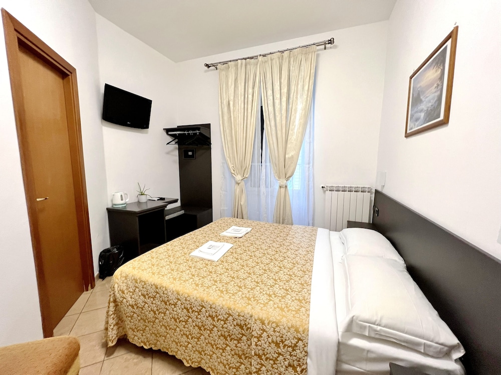Hotel Termini 2/34