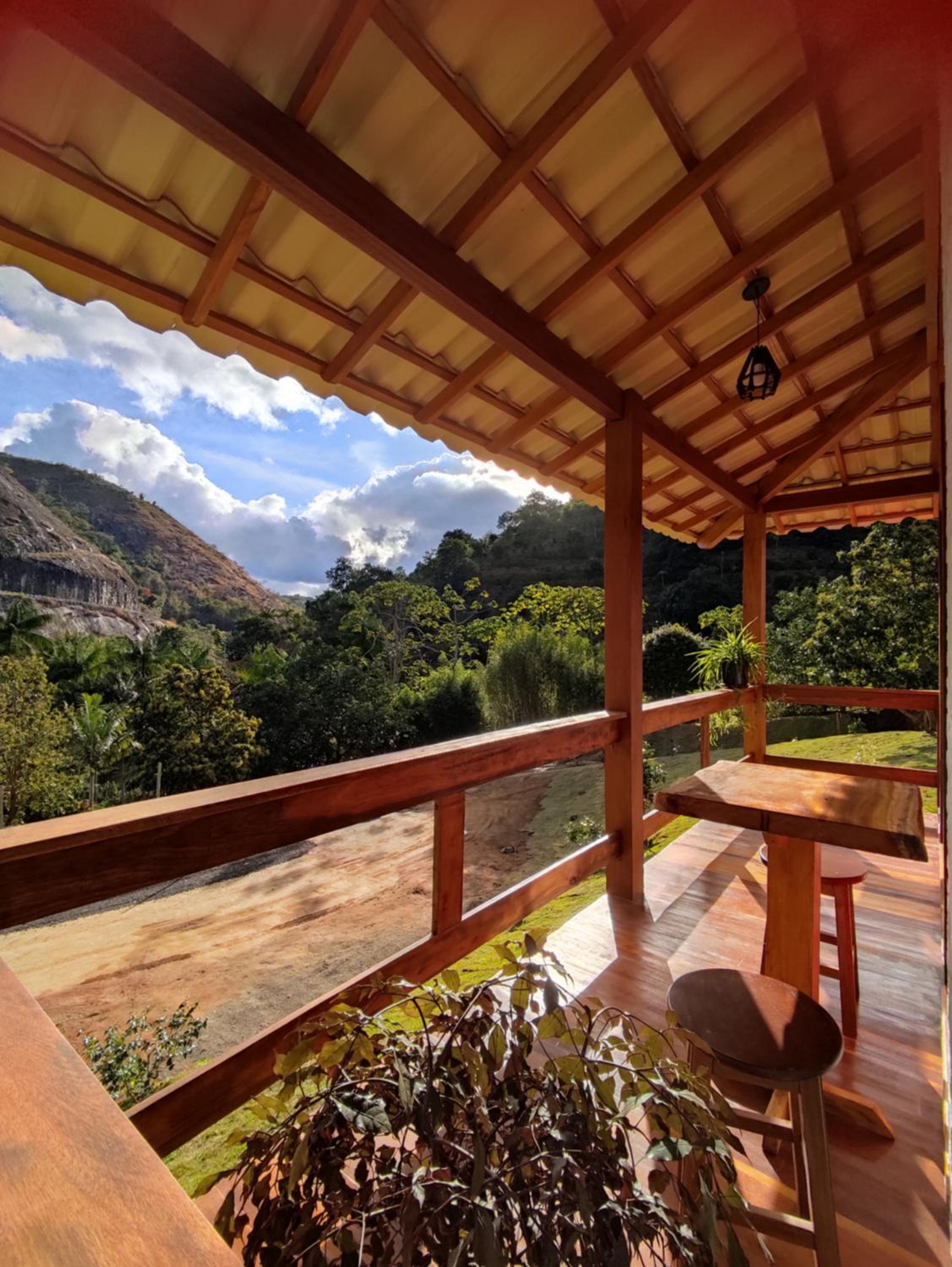 Chalés Vale das Pedras 10/31