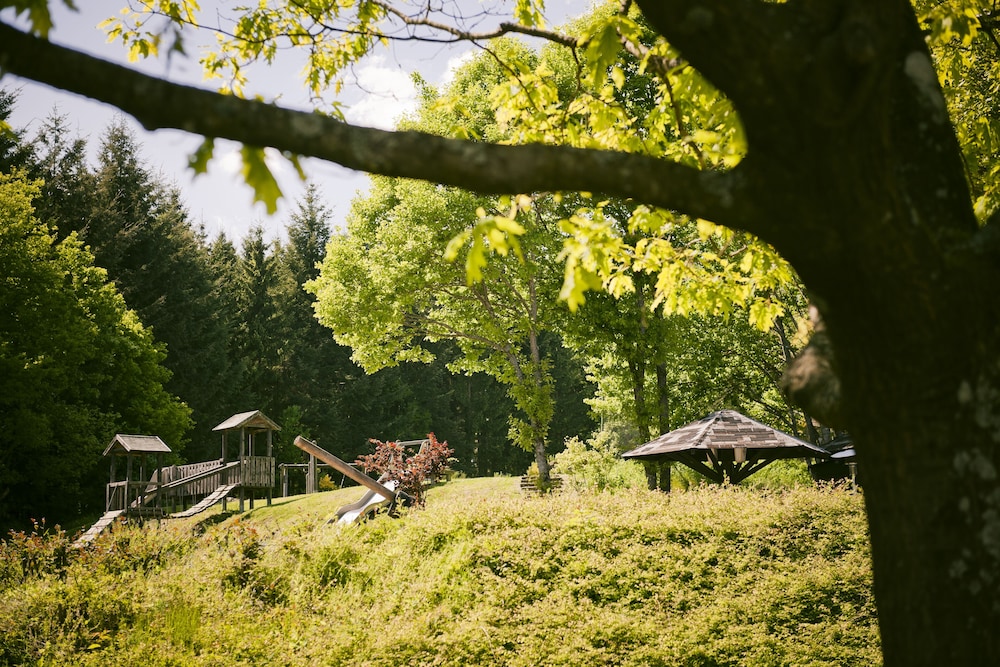 Sporthotel Grafenwald 44/50
