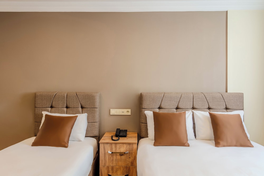 Hotel Silviya 20/50