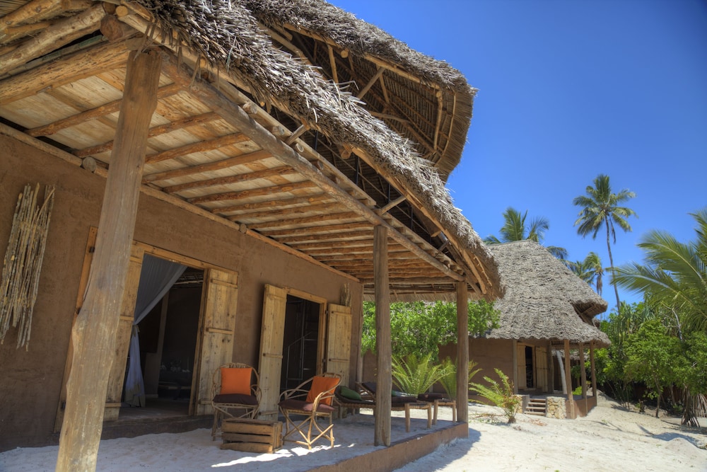Mwezi Boutique Resort 6/50