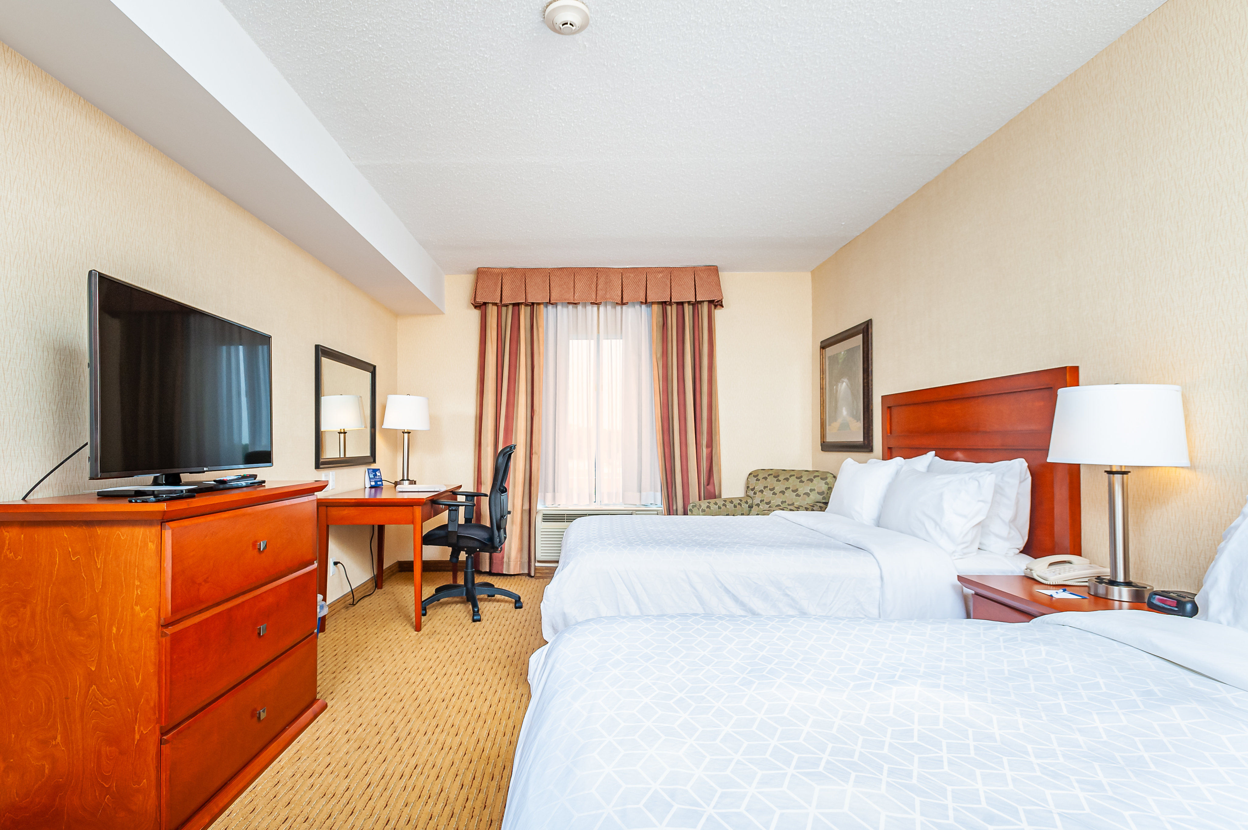 Holiday Inn Express Hotel Suites Clarington Bowmanville 19/70