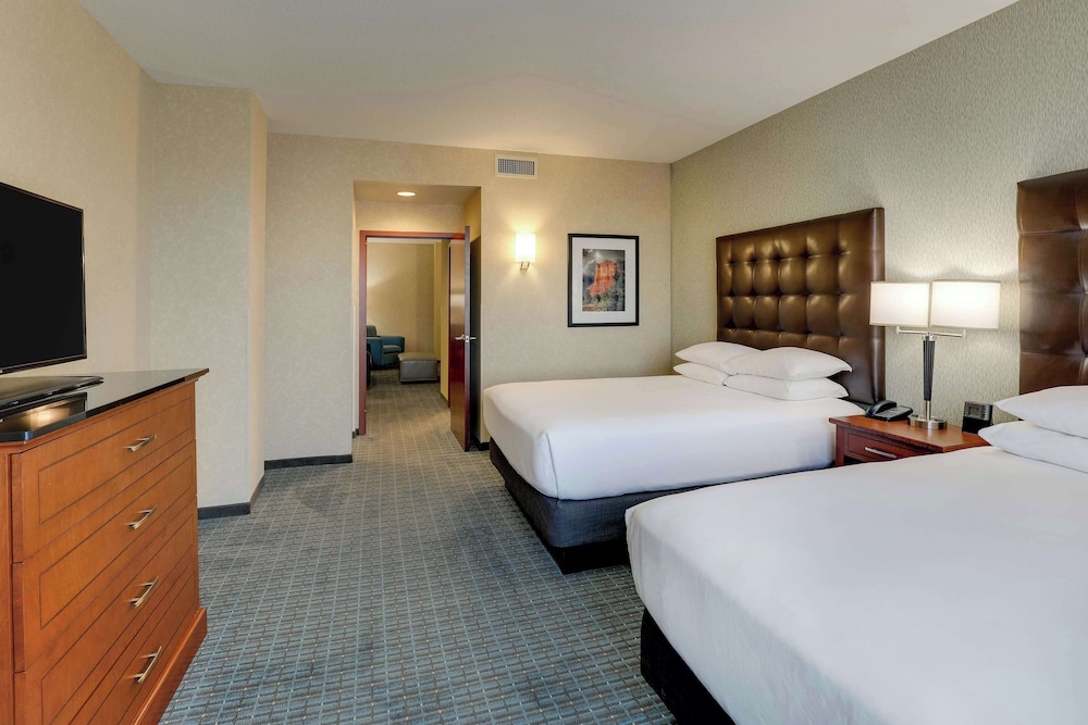 Drury Inn and Suites Phoenix Chandler Fashion Center 14/50