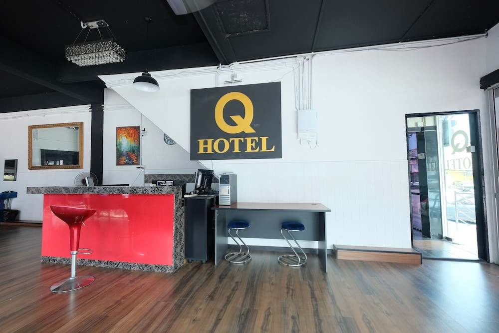 OYO 1104 Q Hotel 6/22