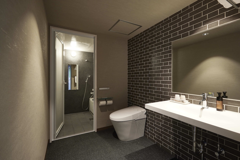 3S Hotel Atsugi (formerly Park in Hotel Atsugi) 47/50