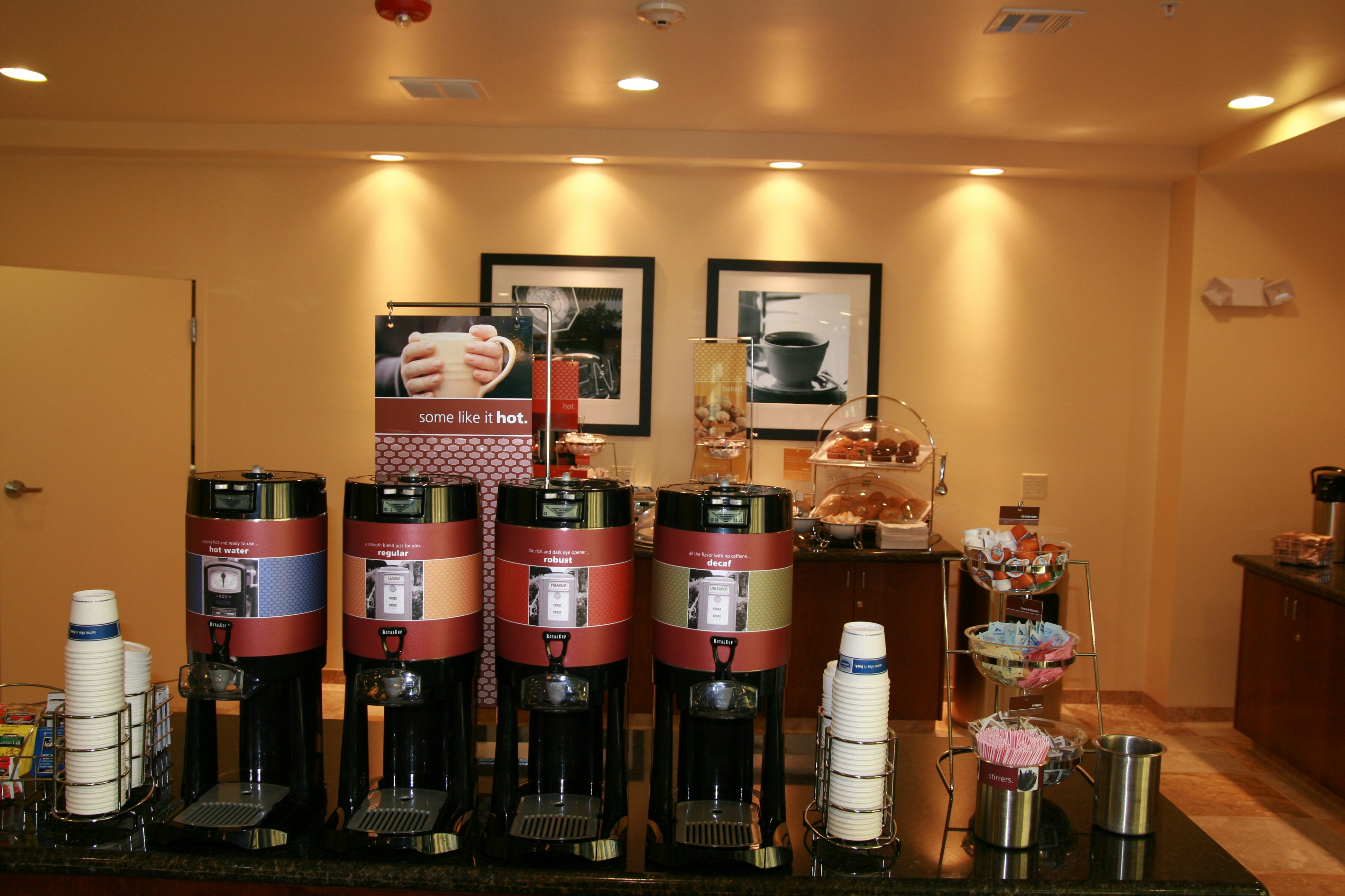 HAMPTON INN BRENTWOOD in BRENTWOOD - CA