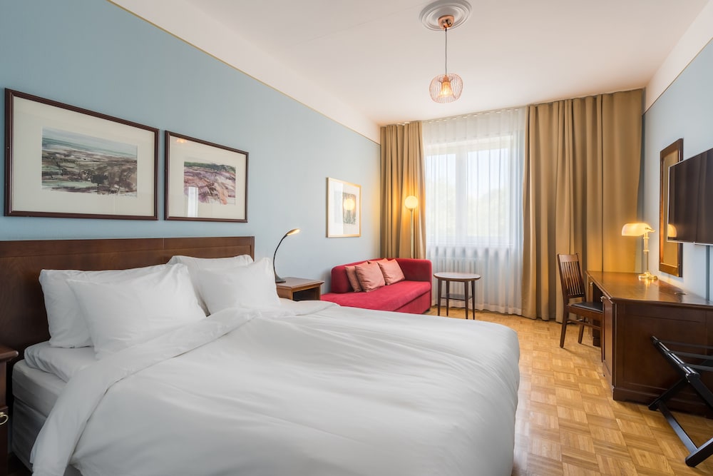 Radisson Blu Grand Hotel Tammer Formerly Solo Sokos Hotel Tammer 16/72