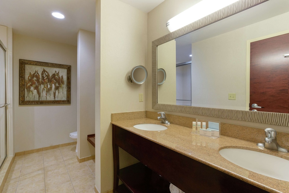 Hampton Inn and Suites Wellington 20/44