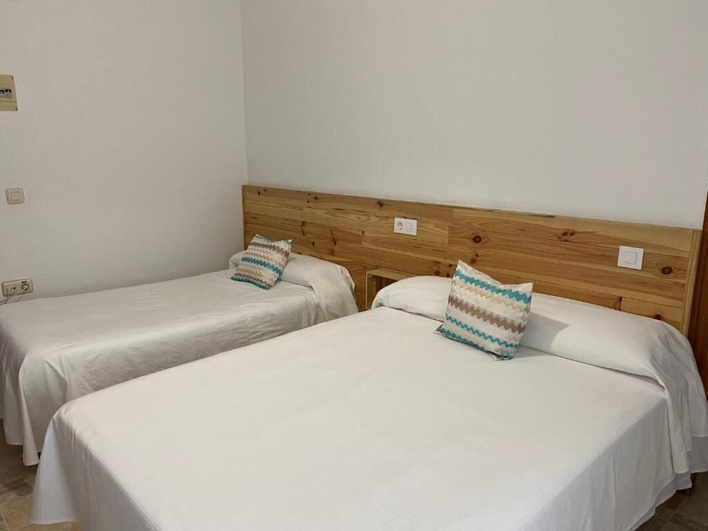 Hostal Barbate 21/50