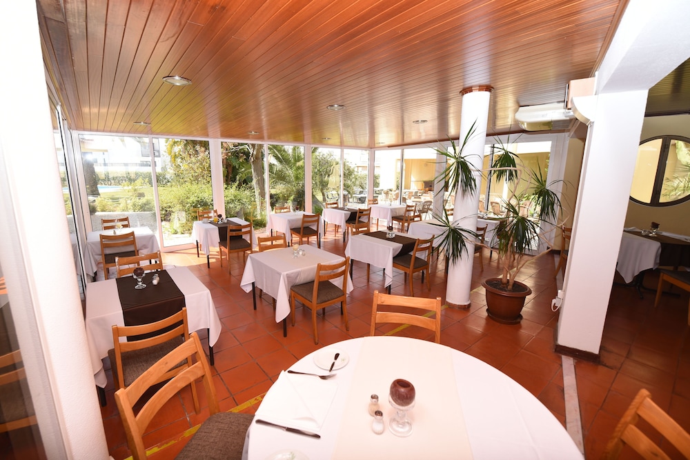 Praia Da Lota Resort Apartments 68/85