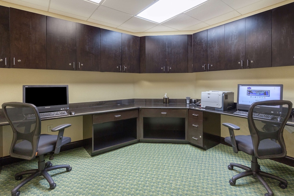 Hampton Inn Richmond South 26/28
