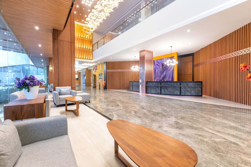 Lobby at FOX HARRIS Hotel and Convention Banjarnegara, BANJARNEGARA