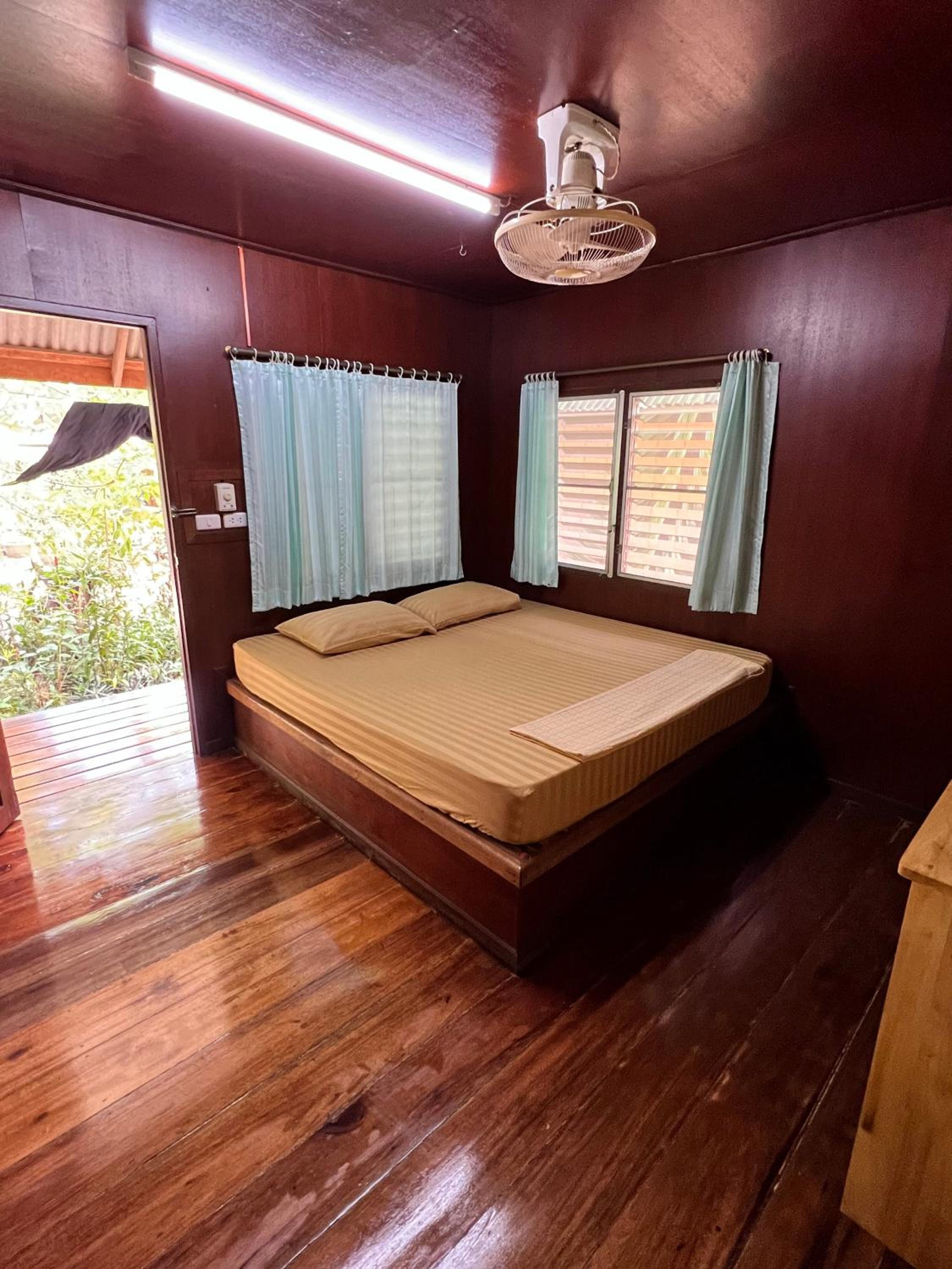 Bungalow, with Fan