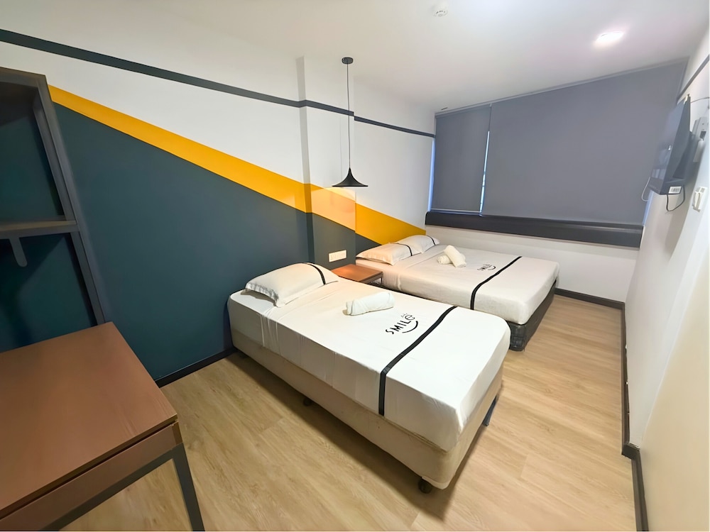 ROOM, TRIPLE