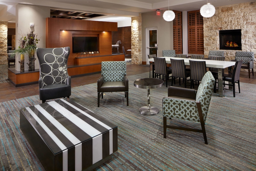 Residence Inn by Marriott San Antonio Six Flags at The Rim 13/25