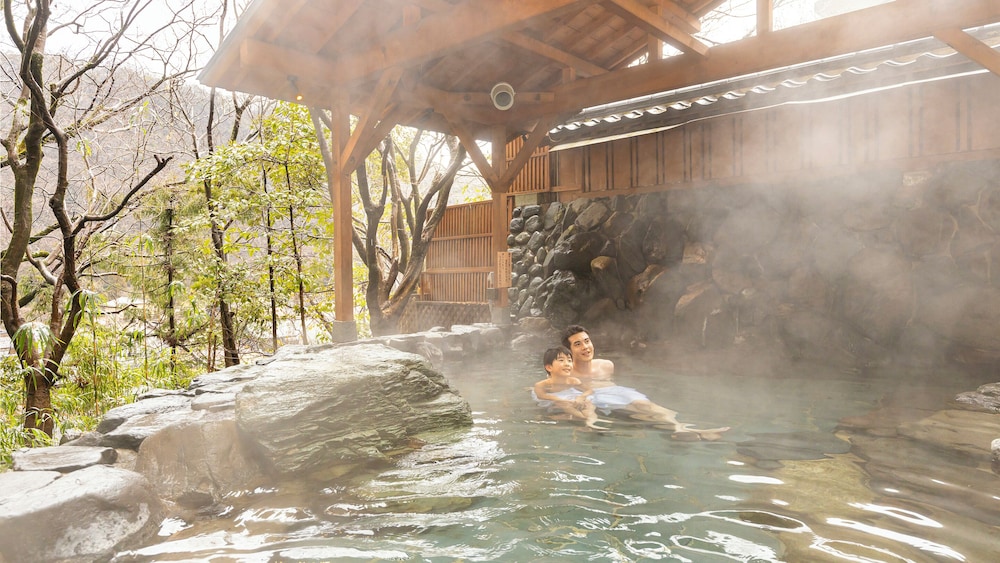 Ooedo Onsen Monogatari Premium Yamanaka Grand Hotel 32/64