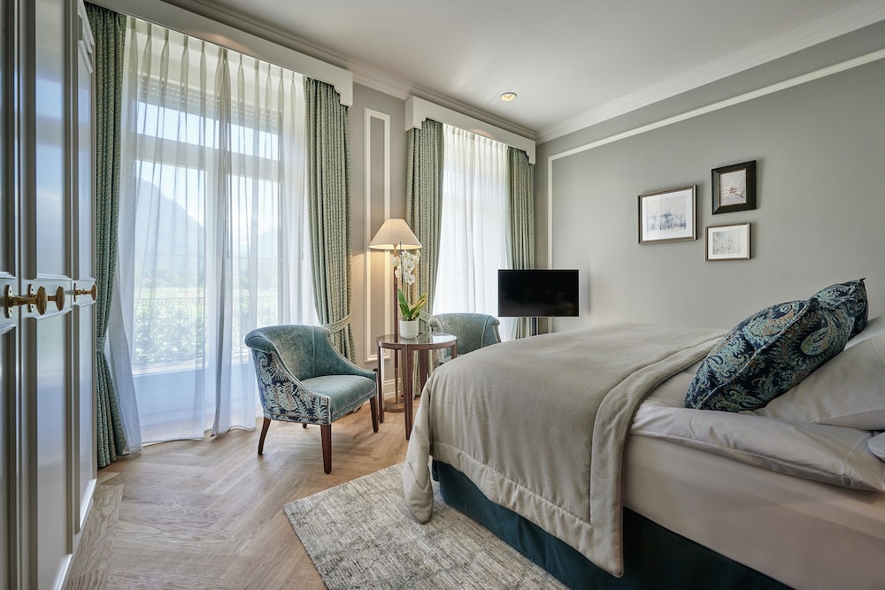 غرفة ديلوكس بسرير كينج، Victoria Jungfrau Grand Hotel And Spa 2/6