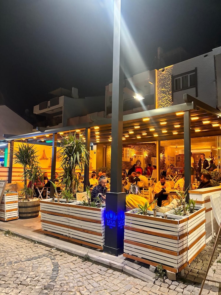 Barba Otel 1/49
