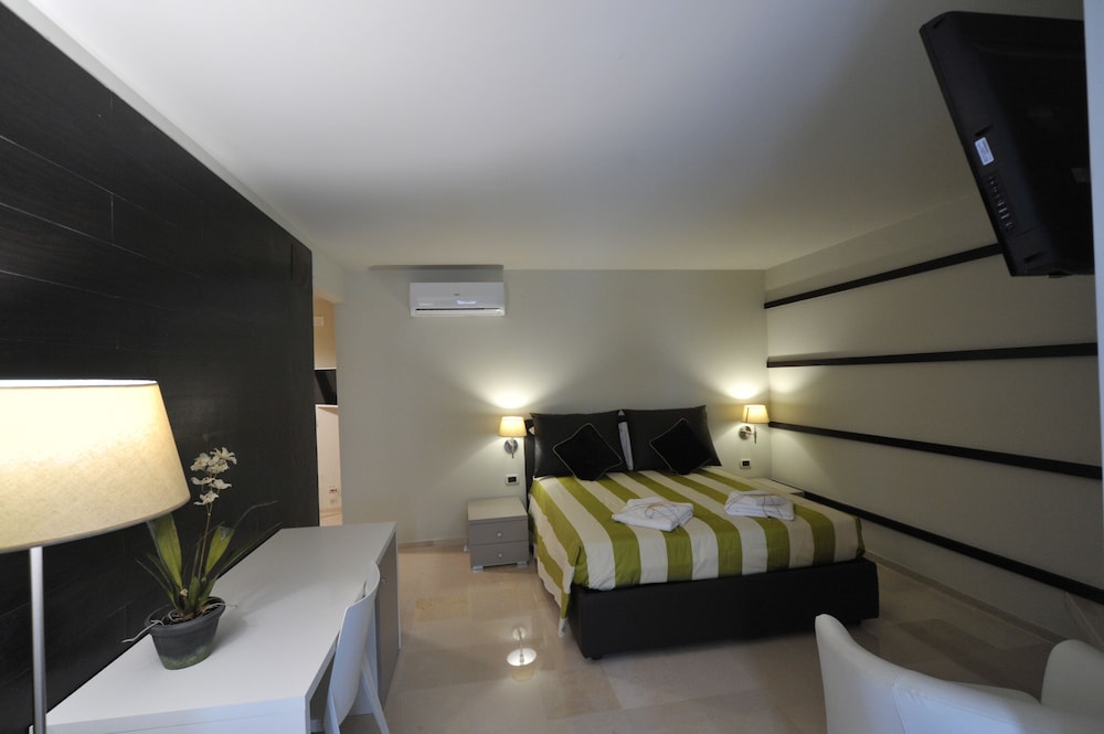Gatto Bianco House 34/50