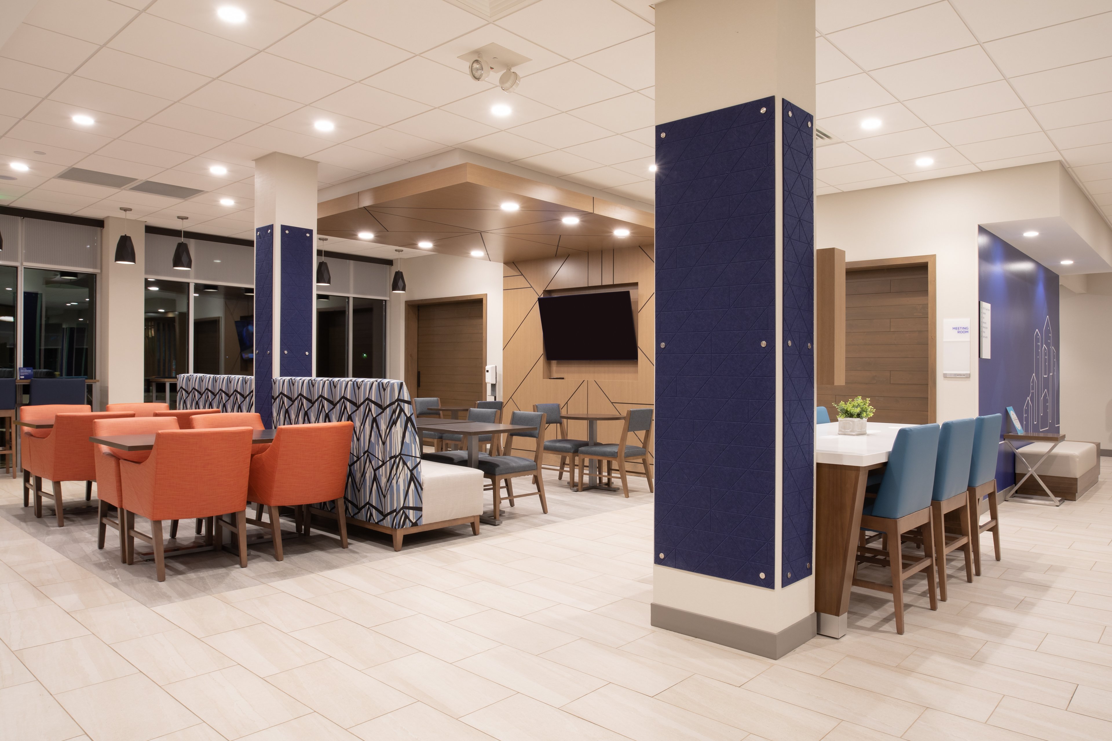Holiday Inn Express & Suites Burley 31/37