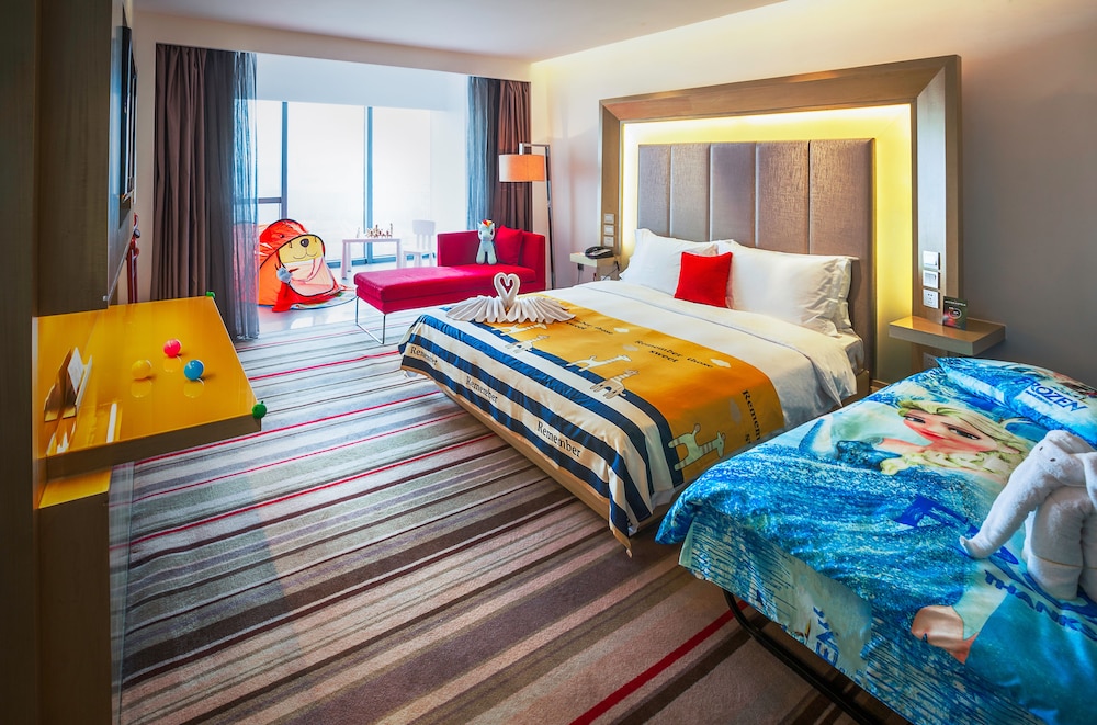 Novotel Nanjing East Suning 25/77
