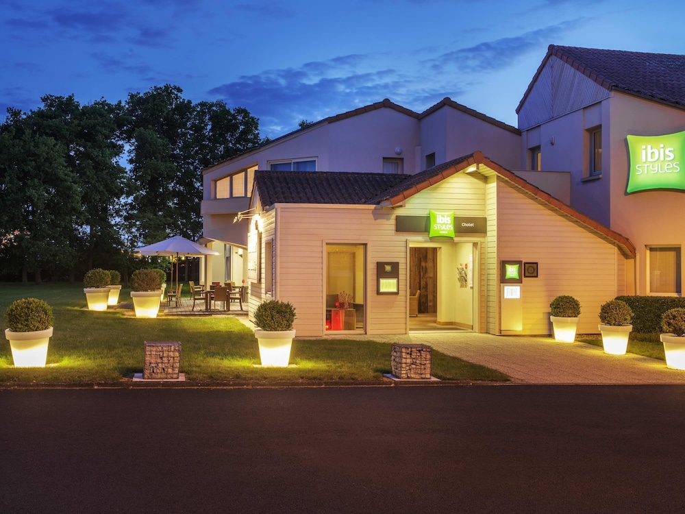 ibis Styles Cholet 2/70