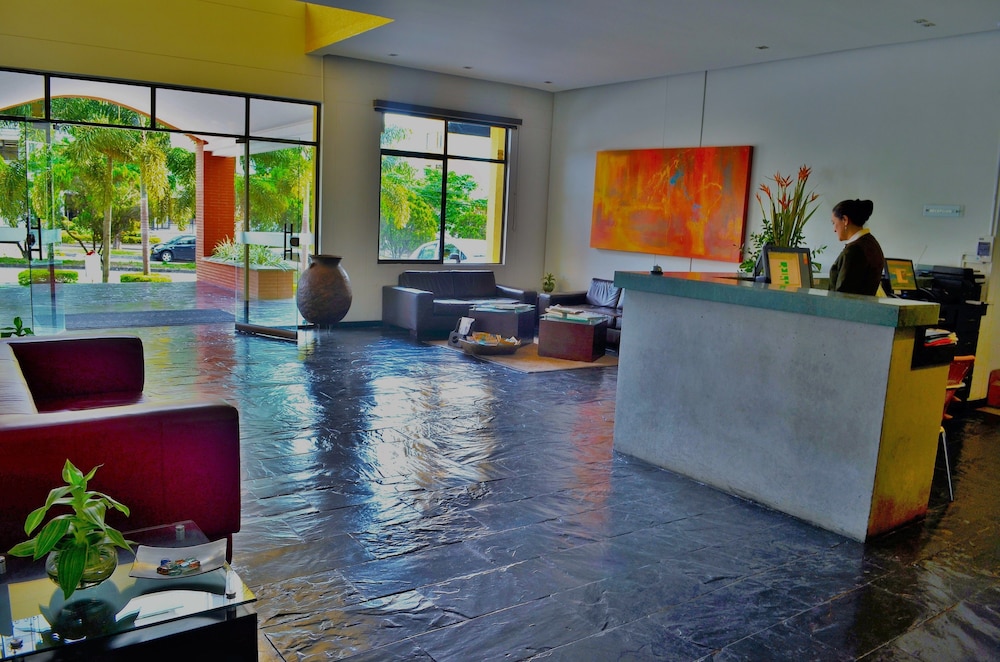 Hotel Pinares Plaza 9/22