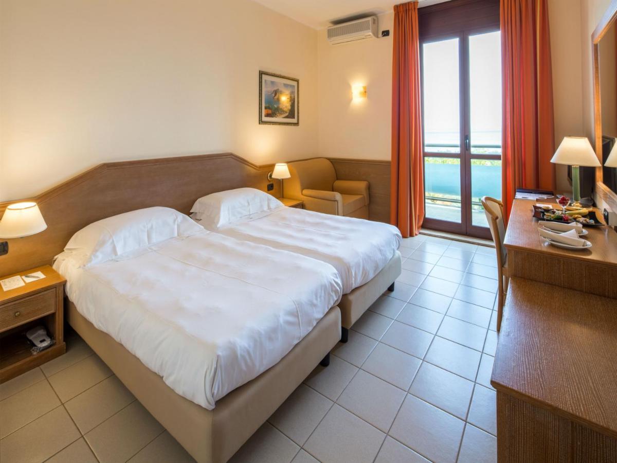 Best, Double or Twin Bed, Garden View
