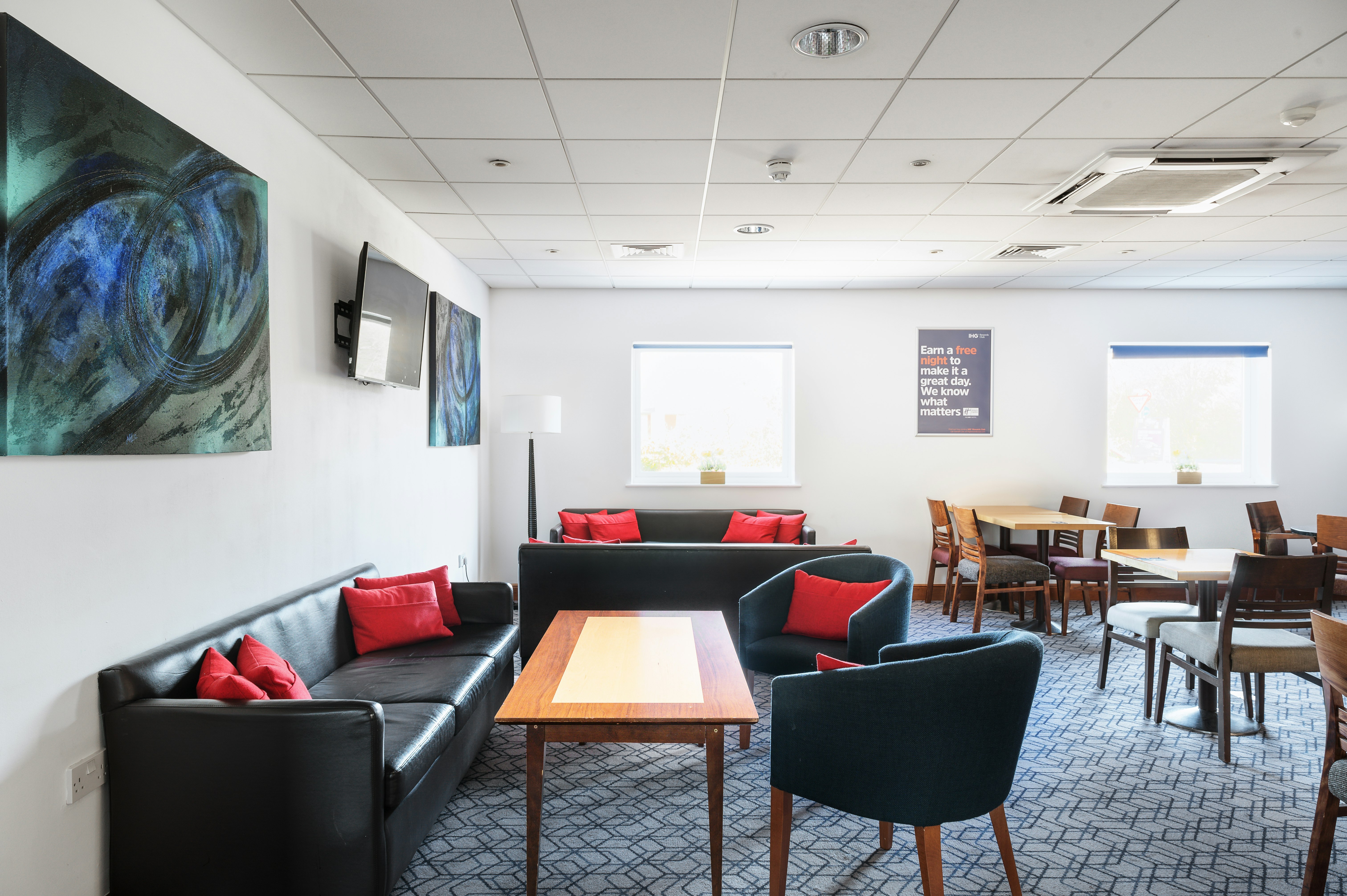 Holiday Inn Express Braintree 46/47