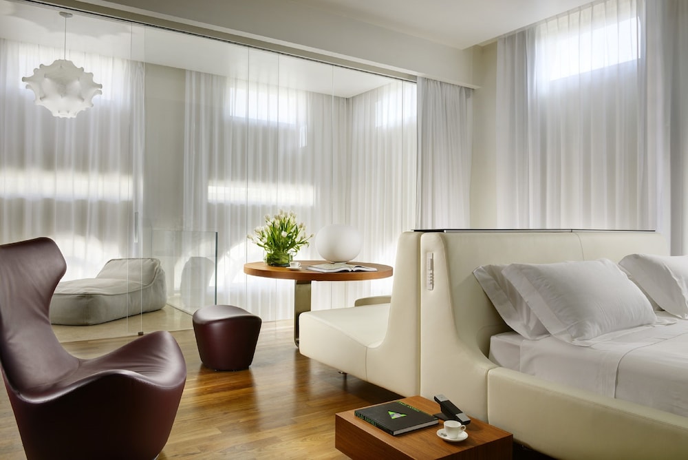 Palazzo Montemartini Rome, A Radisson Collection Hotel 57/77