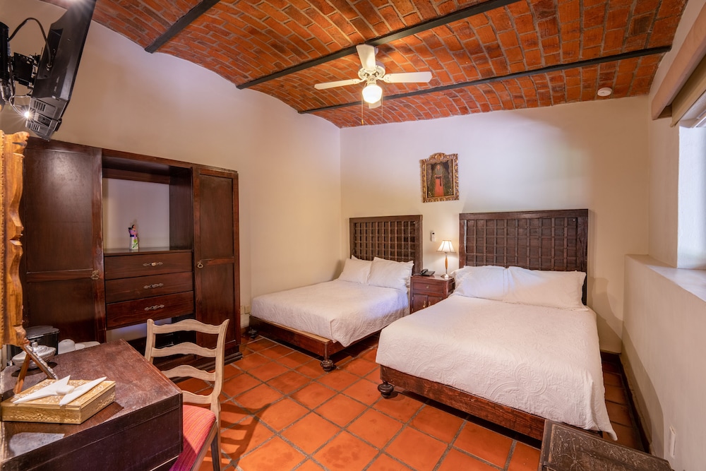 Hotel Quinta San Carlos 18/66