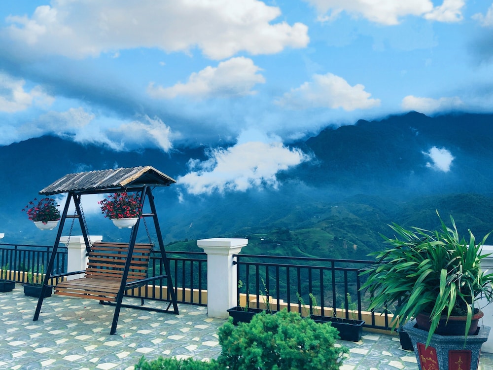 Sapa Odyssey Hostel 18/30