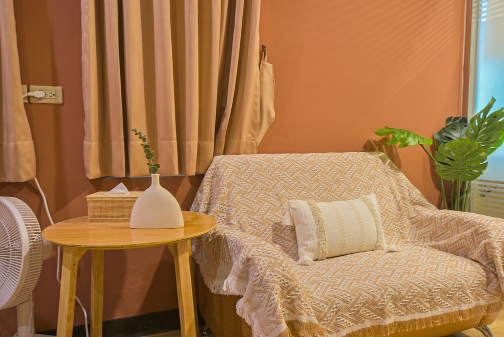 Ashare Hotel 46/61