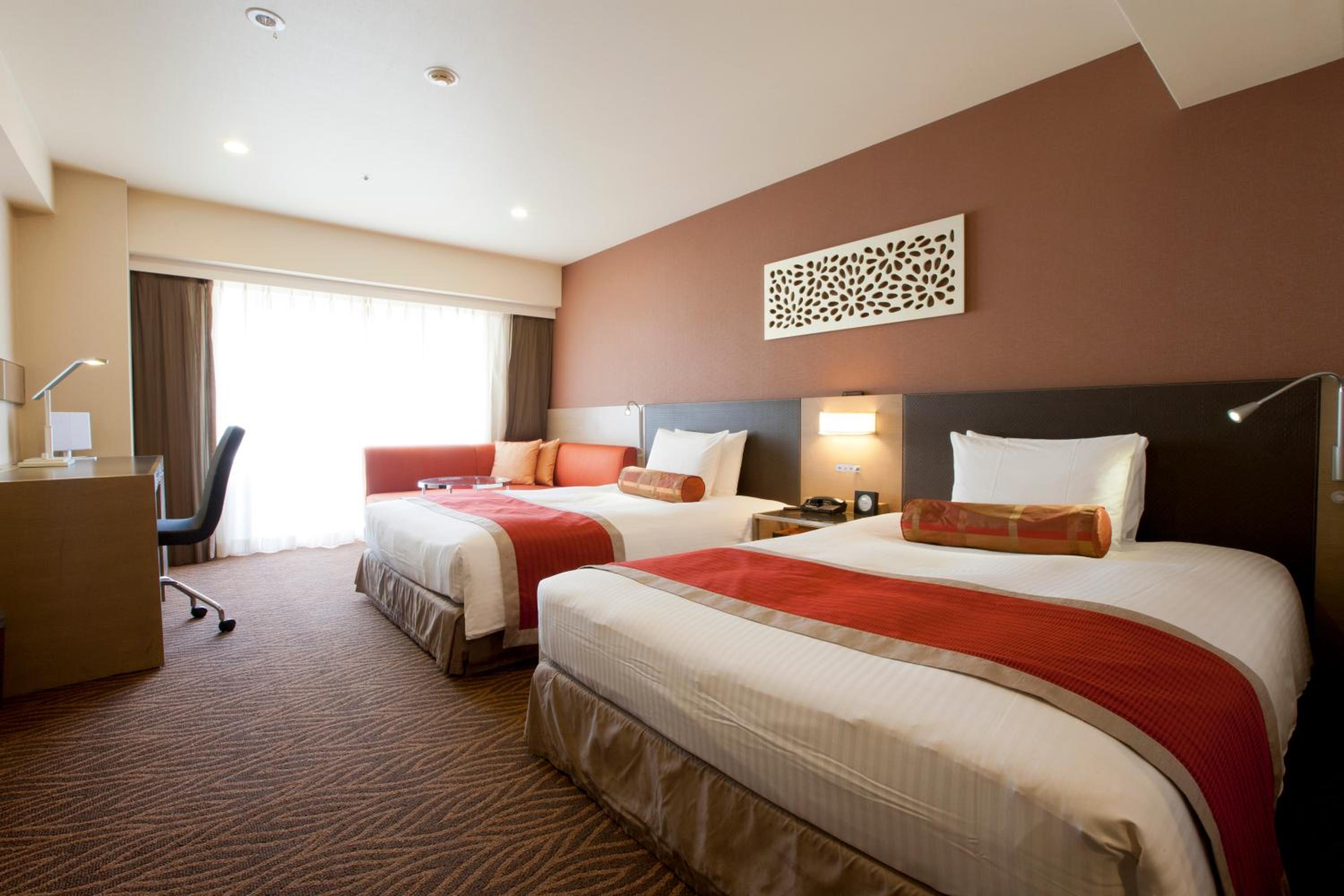 Room, Twin Beds, Hotel Sardonyx Tokyo 4/10