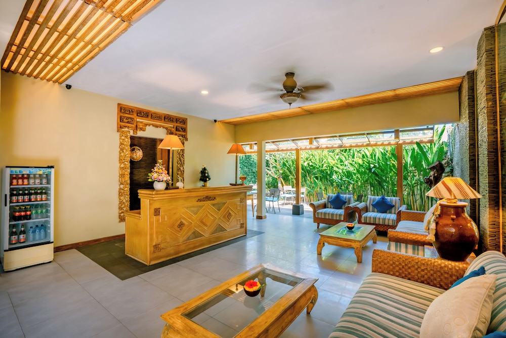 Lobby at Pondok Sari, Kuta (Bali)