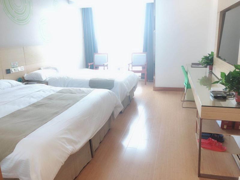 Greentree Inn Huainan Jinjialing Road Oriental General Hospital 9/25