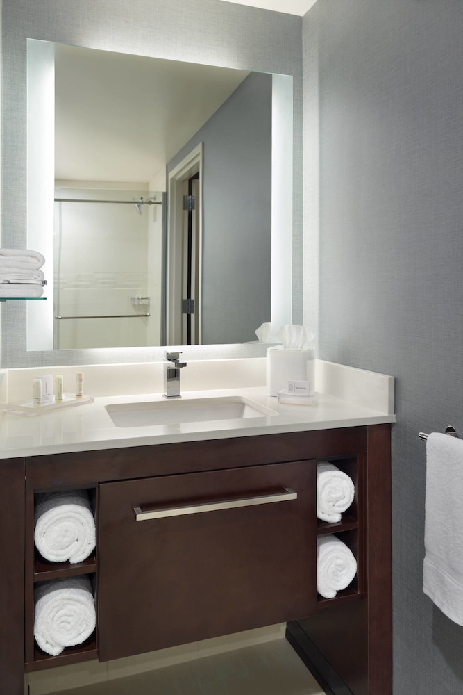 Residence Inn by Marriott Columbus OSU 9/42