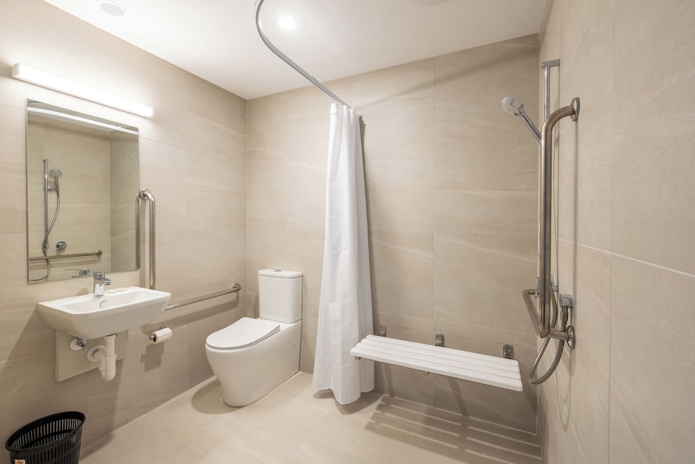 Manha Hotel Auckland Airport 25/26