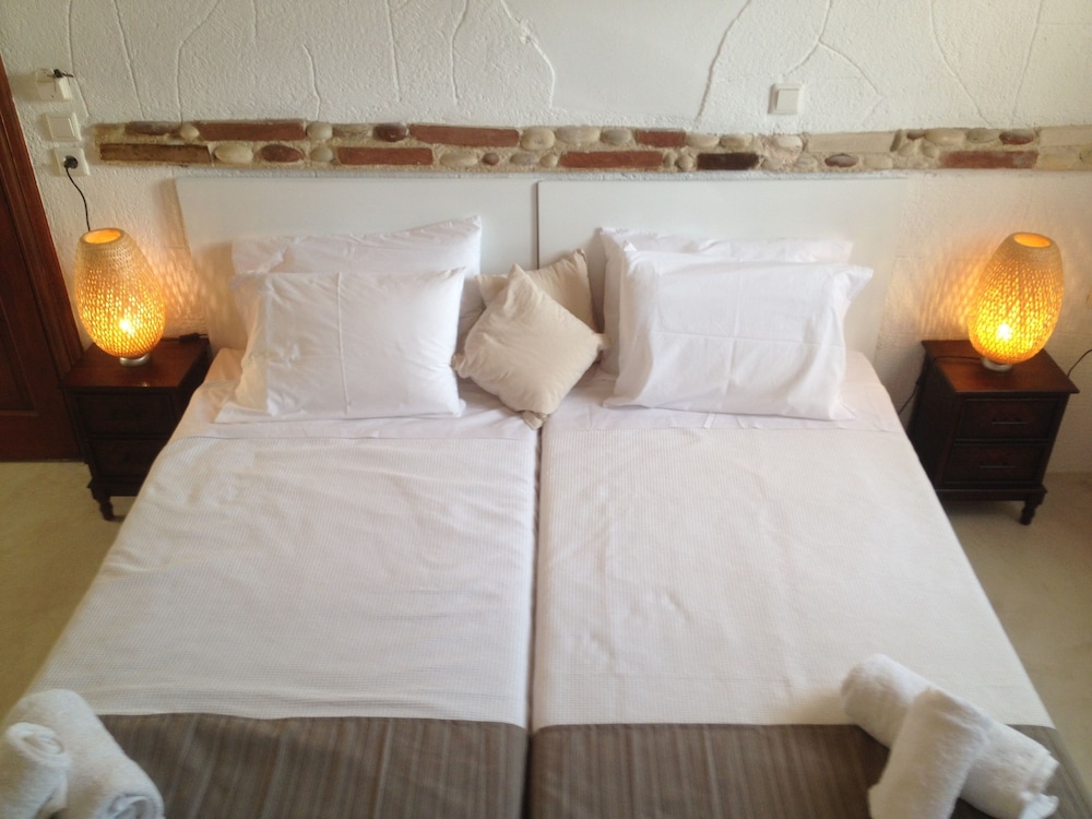 Auberge 32 11/38