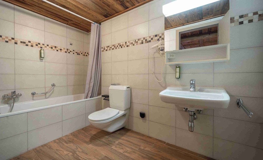 Hotel Le Grand Chalet 48/50