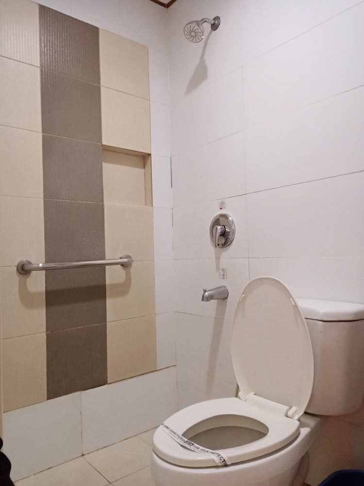 Hotel Sogo Edsa Caloocan 35/38