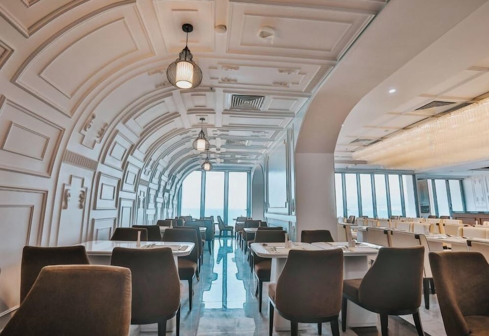 La Vague Hotel 18/20