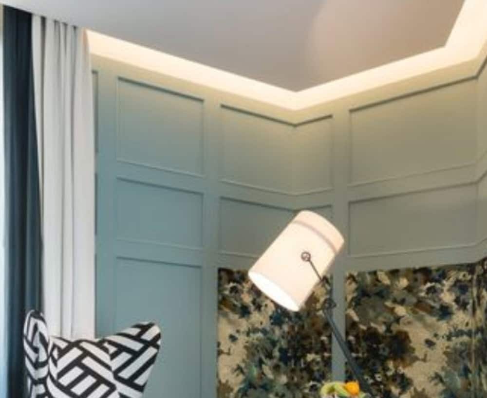 Stendhal Luxury Suites 34/39
