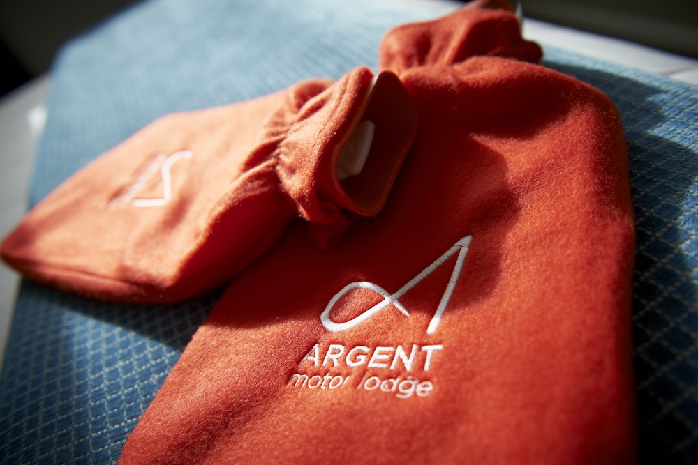 Argent Motor Lodge 21/32