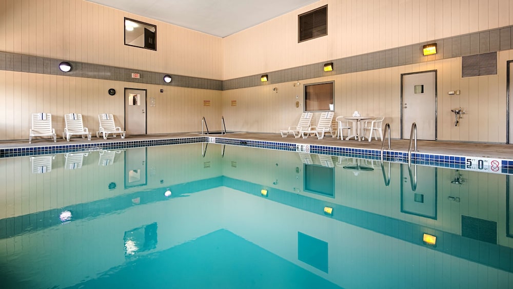 Baymont by Wyndham Danville IL 25/41